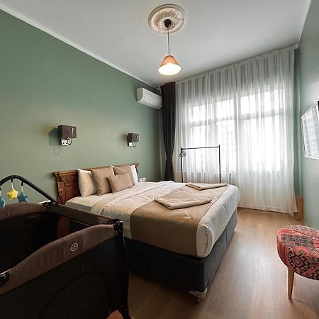 Waterfront Apartment By The Tram - Terrace With Dome & Golden Horn View In Fatih Istanbul Eksteriør bilde