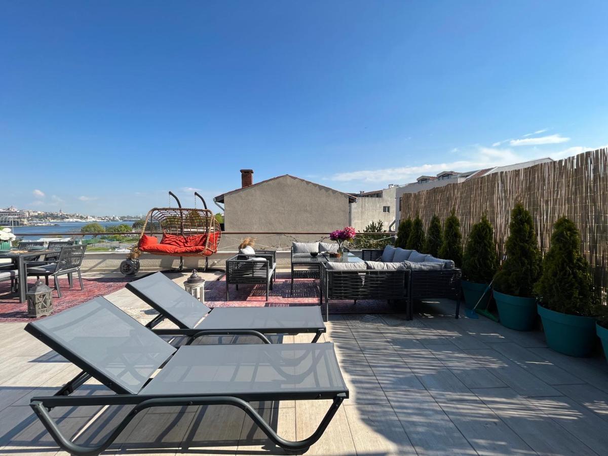 Waterfront Apartment By The Tram - Terrace With Dome & Golden Horn View In Fatih Istanbul Eksteriør bilde