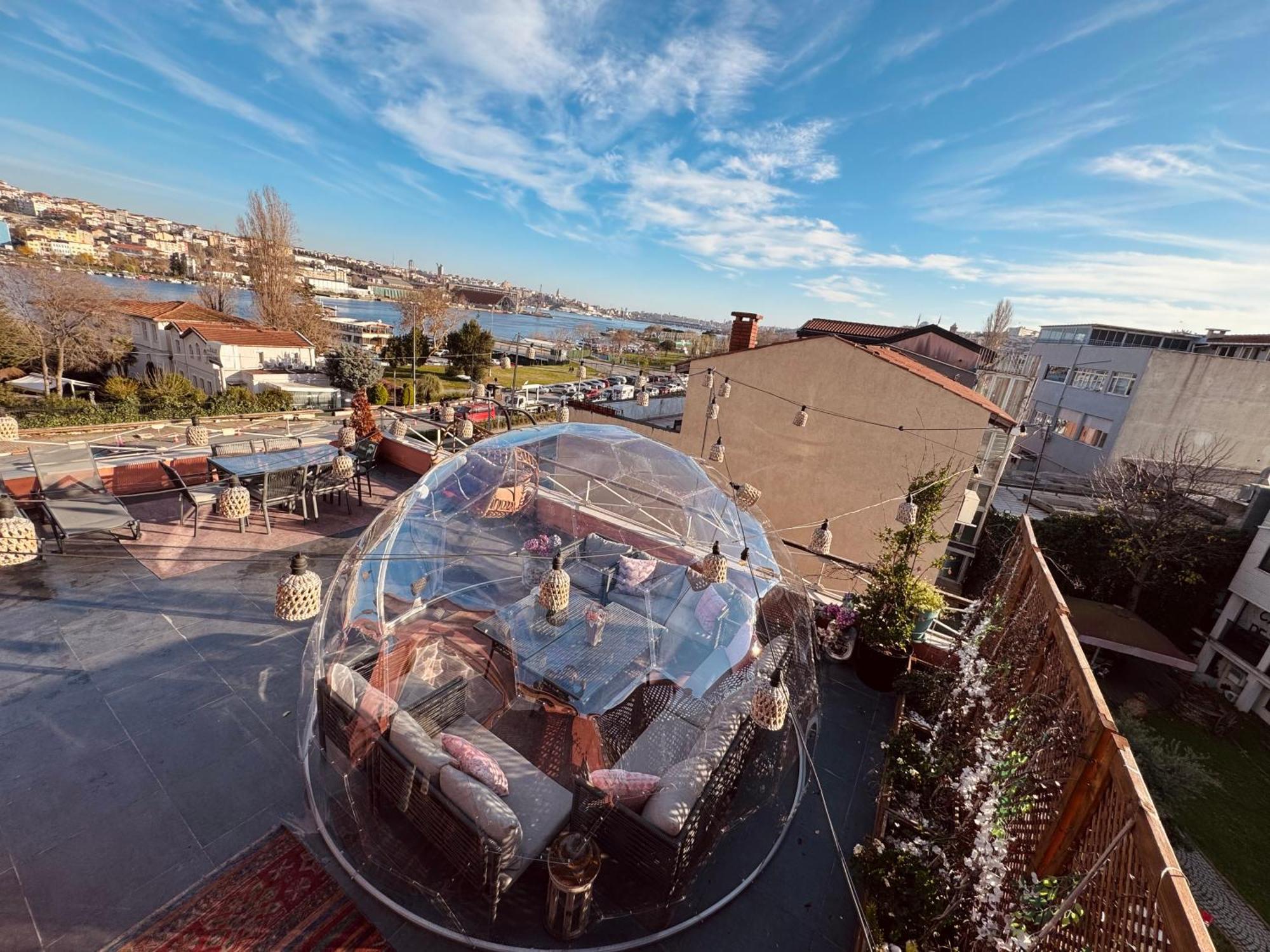 Waterfront Apartment By The Tram - Terrace With Dome & Golden Horn View In Fatih Istanbul Eksteriør bilde