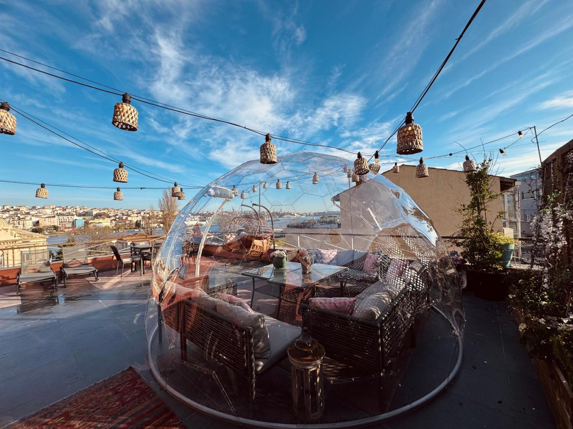 Waterfront Apartment By The Tram - Terrace With Dome & Golden Horn View In Fatih Istanbul Eksteriør bilde