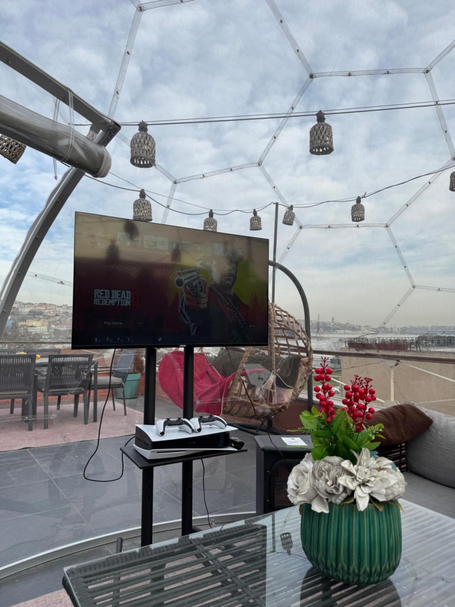 Waterfront Apartment By The Tram - Terrace With Dome & Golden Horn View In Fatih Istanbul Eksteriør bilde